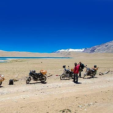 Leh Ladakh Tour